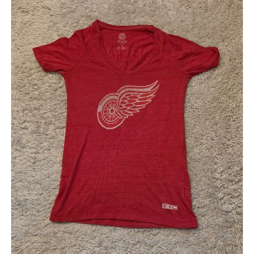 CCM NHL Detroit Red Wings Zetterberg V-Neck T-Shirt Women's Size‎ Small Red